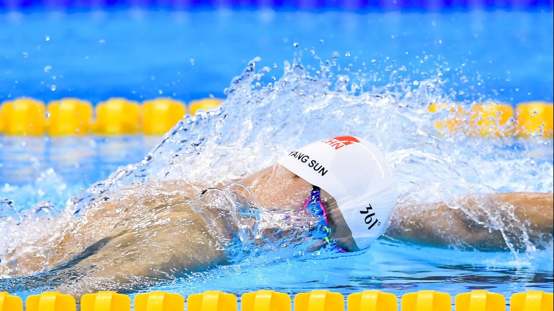 蹦床世界杯：腾空而起的力与美，蹦床世界锦标赛冠军