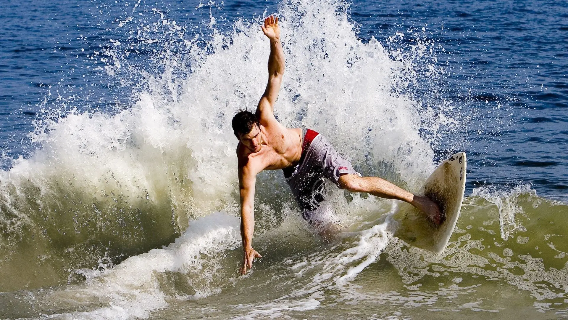 精彩瞬间：刘强封盖对手最后投篮，保住胜局！，刘强去向